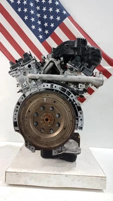 Motor Nissan Suzuki Pathfinder Xterra Equator 4.0 V6 VQ40DE VQ40 DE 10102EA200 Foto 1 de 4