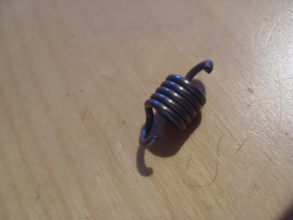 Clutch Spring dolmar Ps 43 52 350 420 5000 5105 6100 7900 9000 (181184020) - Image 1 of 1