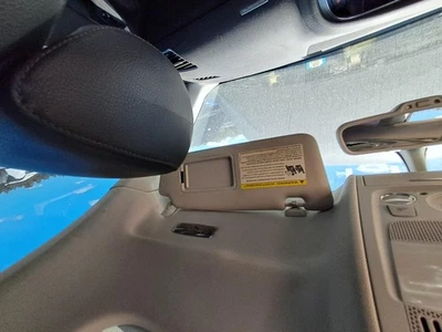 Used Right Sun Visor fits: 2011 Audi A5 Cpe illuminated Right Grade A Foto 1 de 4