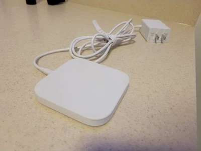 White Logitech Powered 10W Wireless Charging Pad for iPhone, Android.. USED - Image 1 of 2