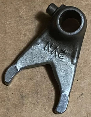 YAMAHA 98 YZ125 1988-2001 MOTOR TRANSMISIÓN HORQUILLA OEM, CAMBIO 2VN-18512-01-00 Foto 1 de 2