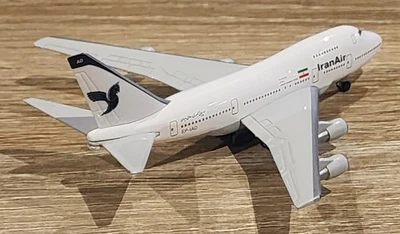 Herpa Wings 1:500 Iran Air Boeing 747SP EP-IAD, 511995 - Image 1 of 4