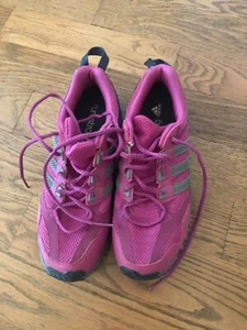Adidas Size US 10 Kanadia Tr 5 Magenta Gray Lace Up Tennis Shoe Athletics Women - Picture 1 of 11