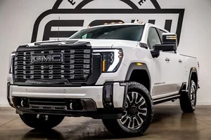 2025 GMC Sierra 2500 Denali Ultimate - Picture 1 of 40