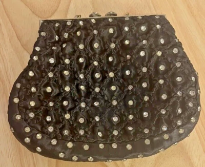 Bolsa de noite vintage ouro preto mão clutch pedras preciosas corrente faltando e um fecho gema - Imagem 1 de 4