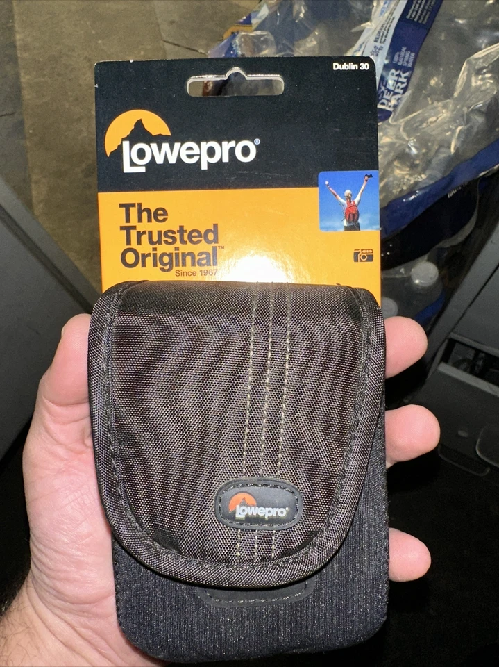 LowePro Dublin 30 Camera Case, Black NIP New in Package - Image 1 of 1
