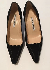 EUC! Manolo Blahnik Wildlederschuhe mit gewelltem Rand 2"-Absatz Größe 36,5/6 US-Italien 575 $ - Bild 1 von 7
