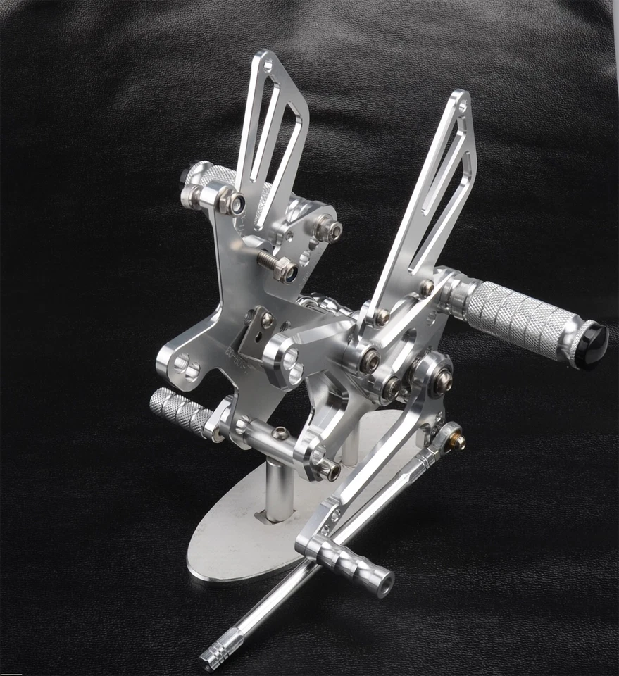 Juego de estriberas traseras plateadas de Estados Unidos para Kawasaki Ninja ZX10R 2011-2023 ABS Foto 1 de 4