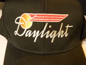 CAP VINTAGE yet NEW DAYLIGHT EMBROIDERED LOGO CAP BLACK - Picture 1 of 4