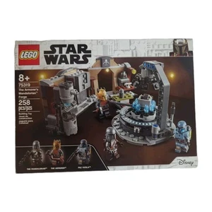 LEGO Star Wars: The Armorer’s Mandalorian Forge 75319 nicht mehr im Handel erhältlich - versiegelt - Bild 1 von 2