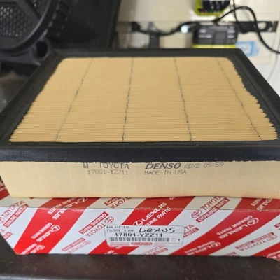 Filtro de aire del motor OEM 17801-YZZ11 Lexus Camry Chrysale RX35 17801-0P051 CA10755 Foto 1 de 2