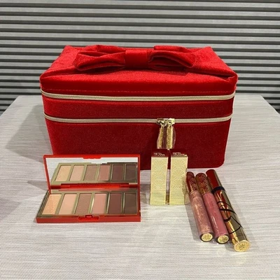 Set de Maquillaje y Estuche Estee Lauder Holiday 2024 Foto 1 de 3