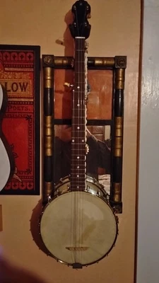 Vintage Baystate 5 string banjo. Nice birdseye maple neck. Setup ready to  play! - Image 1 of 4