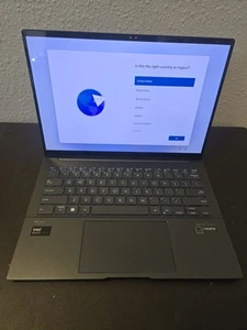 ASUS Zenbook 14" OLED Touch Laptop Intel Ultra 5 5 512GB SSD 8GB RAM - Zdjęcie 1 z 9