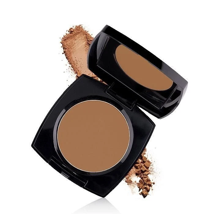 AVON True Color Flawless Mattifying Pressed Powder (0.4 oz / 11.3 g) MOCHA - Image 1 of 4
