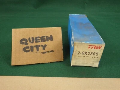 Новые из старых запасов клапаны двигателя TRW/Toledo SX-2865 SX2865 2 штуки диаметр 2,11 дюйма для Pontiac? - Изображение 1 из 4