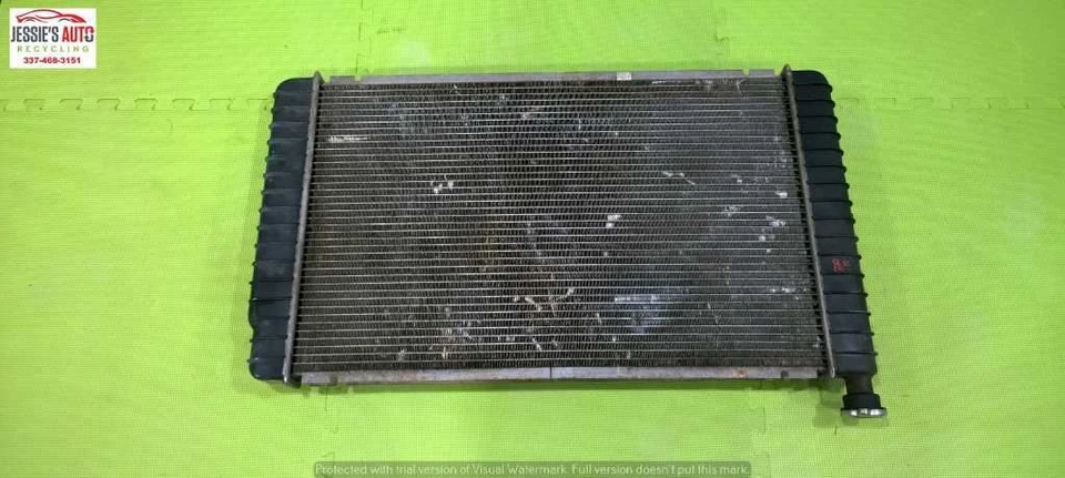 88 89 90 91 CHEVY SILVERADO 1500 5.7L AT RADIATOR W/O OIL COOLER OEM 2215-10 - Image 1 of 2