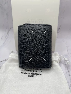 Cartera Maison Margiela Cartera Triple de Cuero Negra con Cremallera Bolsillo para Monedas Foto 1 de 4