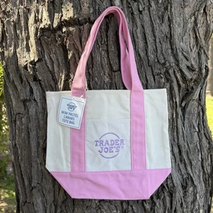 Trader Joe’s Mini Pastel Canvas Tote Bag Petal Pink Spring 2025 Limited Edition - Picture 1 of 11