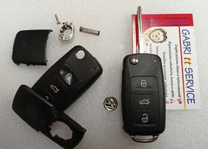 Riparazione Chiave VW GUSCIO Volkswagen GOLF POLO 3 tasti RICAMBIO SHELL HU66 - Picture 1 of 8