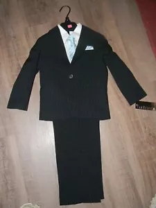 Van Heusen 4 Piece Suit Set Boys Size 4 Regular-New with Tags! - Picture 1 of 1
