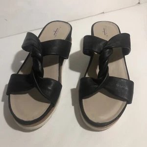 Tahari Gisella platform sandal Vegan size 8 Excellent Condition Black - Picture 1 of 9