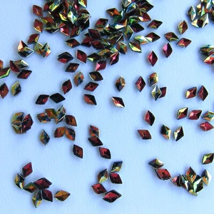 Brillo de diamante en relieve lavado en oro lentejuelas (4 mm x 3 mm) sin agujero [048] - Imagen 1 de 3