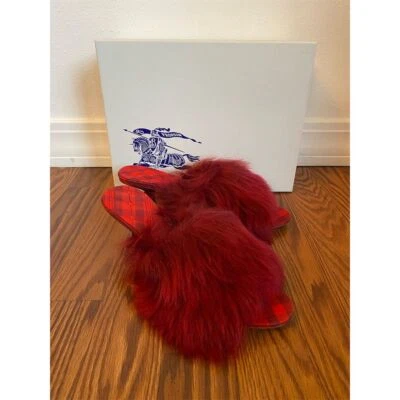 Sandalias de tacón alto Burberry Minnie para mujer de cuero de oveja rojo talla 7,5/37,5 Foto 1 de 4