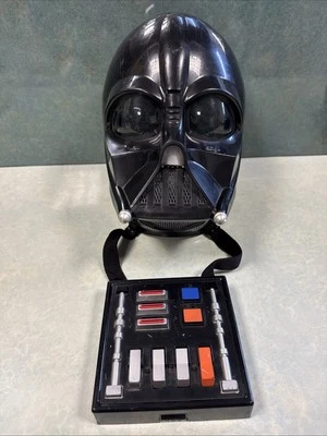 Máscara Darth Vader 2004 con caja de pecho funcionando de colección Star Wars - envío rápido Foto 1 de 4