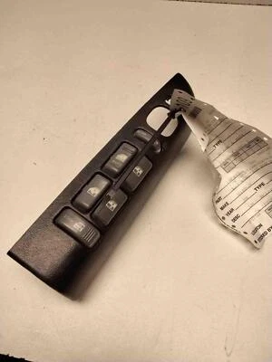 Interruptor de puerta delantero Blazer S10/Jimmy S15 1999 2000 2001 2002 2003 2004 2005 Foto 1 de 2