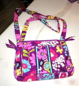 VERA BRADLEY BUNTE GESTEPPTE REISSVERSCHLUSS UMHÄNGETASCHE ODER SCHULTERTASCHE NEU OHNE ETIKETT - Bild 1 von 8