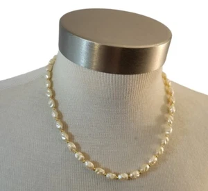 Vintage Faux Pearl And Goldtone Necklace 18" Cream Goldtone Wedding Prom  - Picture 1 of 4