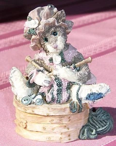 Boyds Bears: Cookie Catberg ... Knittin' Kitten style# 2250 - Picture 1 of 7