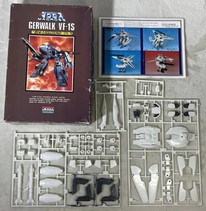 Macross Gerwalk VF-1S 1/100 ARII Plastik Modellbausatz Vattroid Valkyrie Serie - Bild 1 von 16