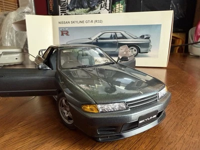 1/18 AUTOart Millennium Nissan Skyline GT-R R32 Pistola Gris Modelo Coche En Stock Foto 1 de 4