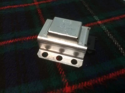 Saab 9000 Rheostat Cooling Body Relay - Image 1 of 4