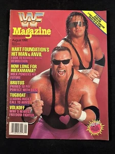 Revista WWF WWE agosto 1990 Bret Hart yunque Hogan Heenan demolición con funda - Imagen 1 de 8