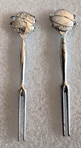 2 NY Worlds Fair Fruit Hor D'oeuvres Picks Forks Set 1964 Excellent - Picture 1 of 4