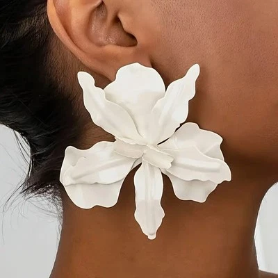 Flower Earrings White Zara Enamel Petal Statement Exaggerated Wedding Bride - Image 1 of 4