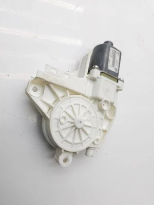 Volkswagen Tiguan 2012 Window Regulator Motor Door Front 5N0959702E BCE27923 - Image 1 of 4