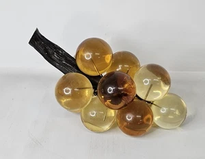 Vtg MCM Retro Lucite Acrylic Amber Cluster Grapes 8" - Picture 1 of 6