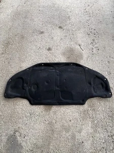 Audi A8 D3 4E Motordämmung Motorhaube Dämmung 4E0 853 325 E mit Clips - Bild 1 von 3