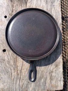 Vintage Griswold Iron Mountain No. 8 Cast Iron Griddle Restored EXCELLENT - Picture 1 of 6