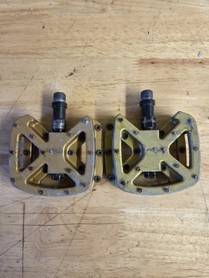 Specialized Lo Pro Mag Platform Pedals Magnesium MTB Flats 9/16” - Image 1 of 3