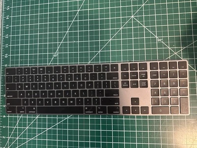 Apple A1843 Wireless Rechargeable Bluetooth Magic Keyboard - Image 1 of 2