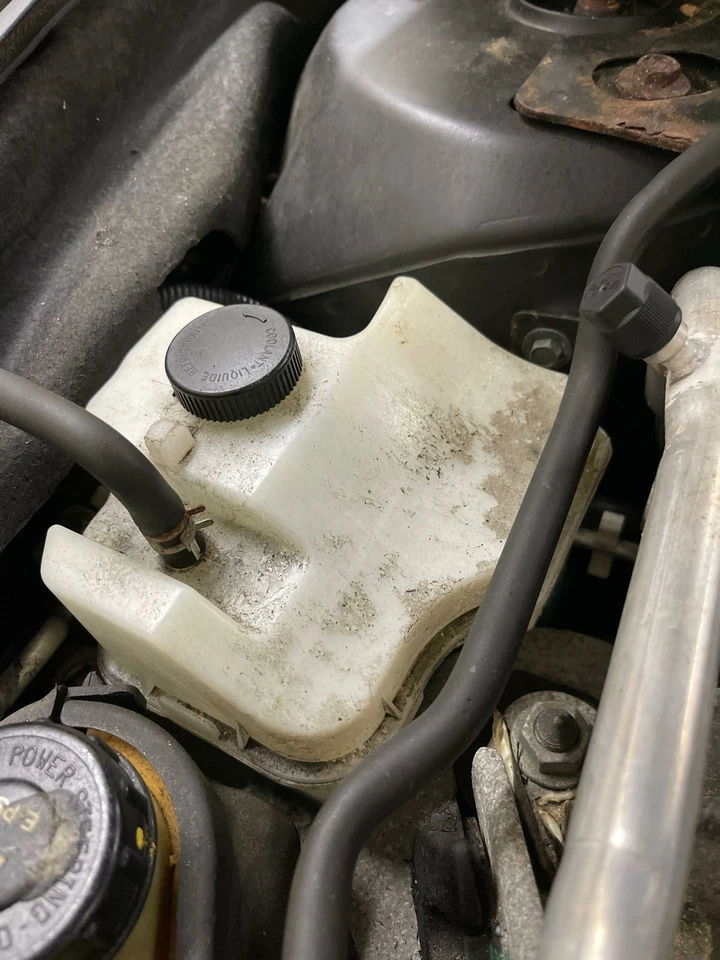 Coolant Recovery Bottle NISSAN ALTIMA 13 14 15 16 17 18 - Image 1 of 1