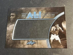 2014 Leaf MISSING CUT SIGNATURE PROOF Two Pieces Muhammad Ali #MA-CS6 - Bild 1 von 4