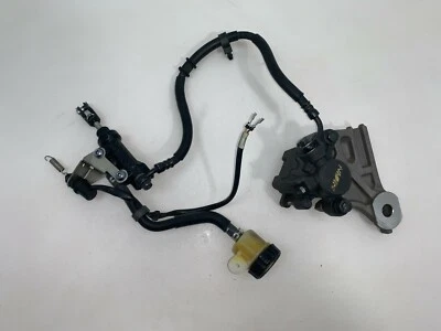 2009 09-15 Yamaha FZ6R FZ6-R FZ600 OEM PINZA DE FRENO TRASERA PALANCA DE CILINDRO MAESTRO Foto 1 de 4