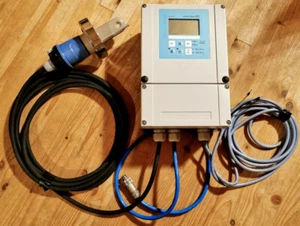 Endress & Hauser LIQUISYS-M cond. CLM253-IS0305 Profibus Indumax-H CLS54-AMV5012 - Picture 1 of 9