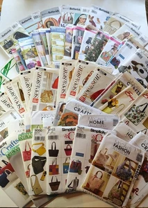 Lot of 60 UNCUT Sewing Patterns Simplicity Butterick McCall Craft Accessories - Picture 1 of 13